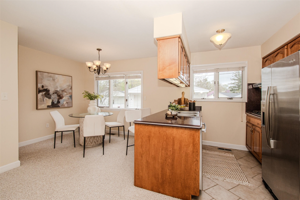 398 Hollywood Drive, Saline, MI, 48176-1110