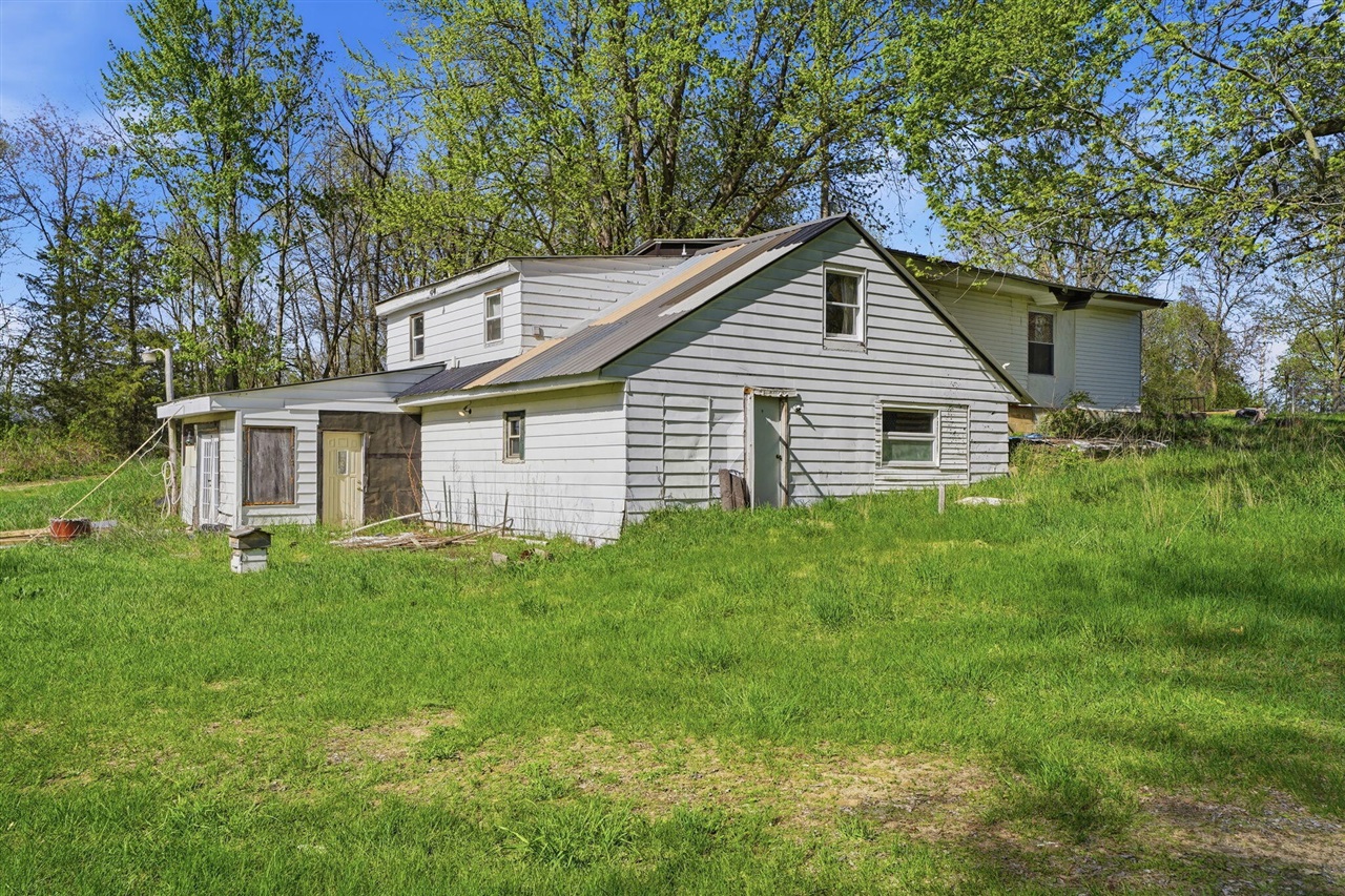 1928 S 35th Street, Galesburg, MI, 49053-9646
