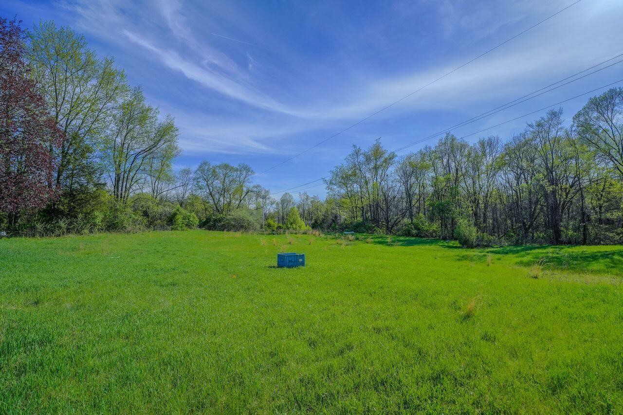 1928 S 35th Street, Galesburg, MI, 49053-9646
