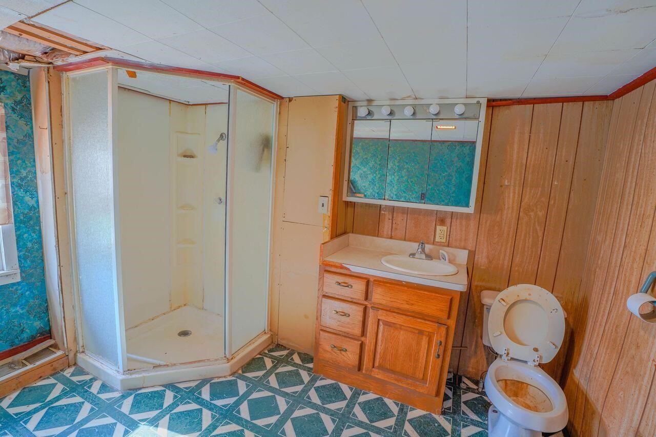 1928 S 35th Street, Galesburg, MI, 49053-9646