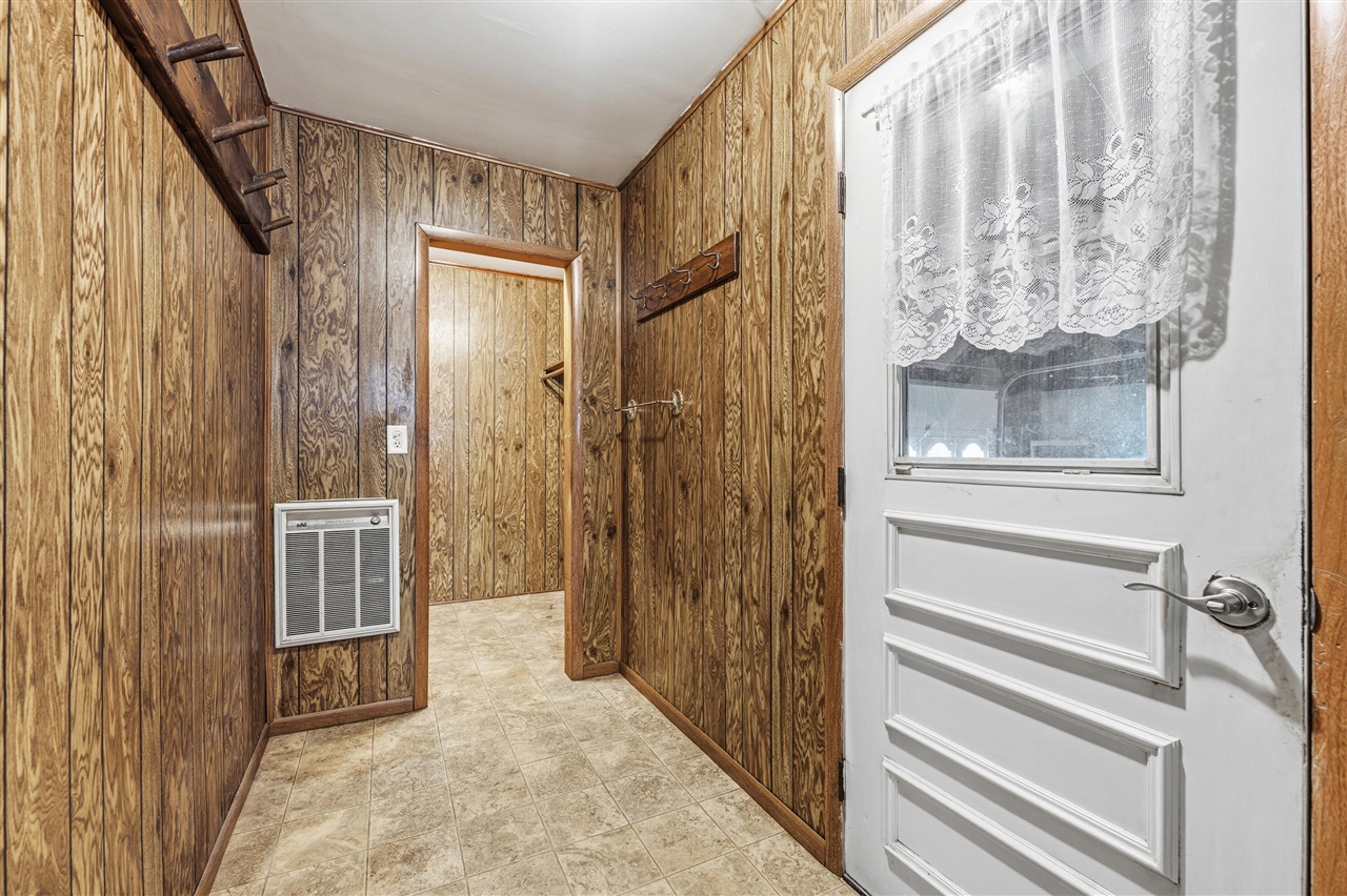 9027 W V Avenue, Schoolcraft, MI, 49087-8485