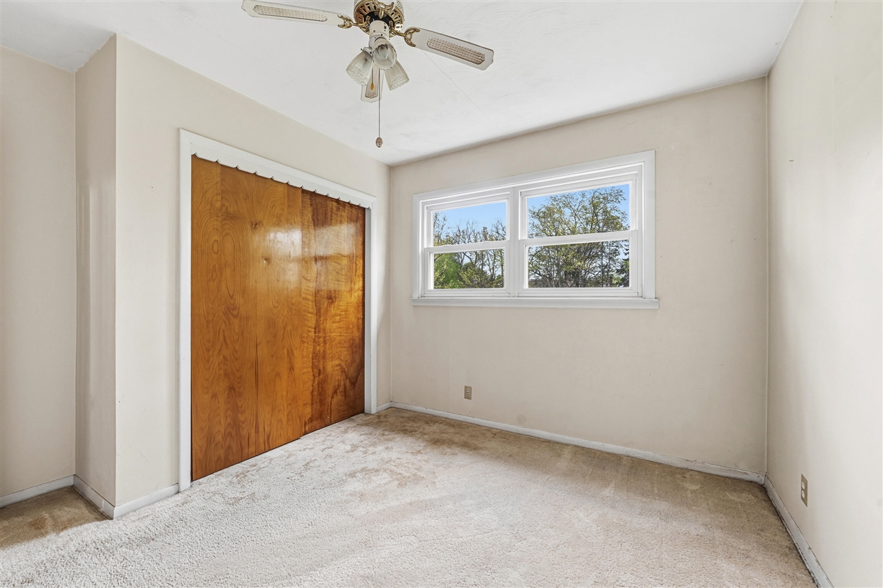 9027 W V Avenue, Schoolcraft, MI, 49087-8485