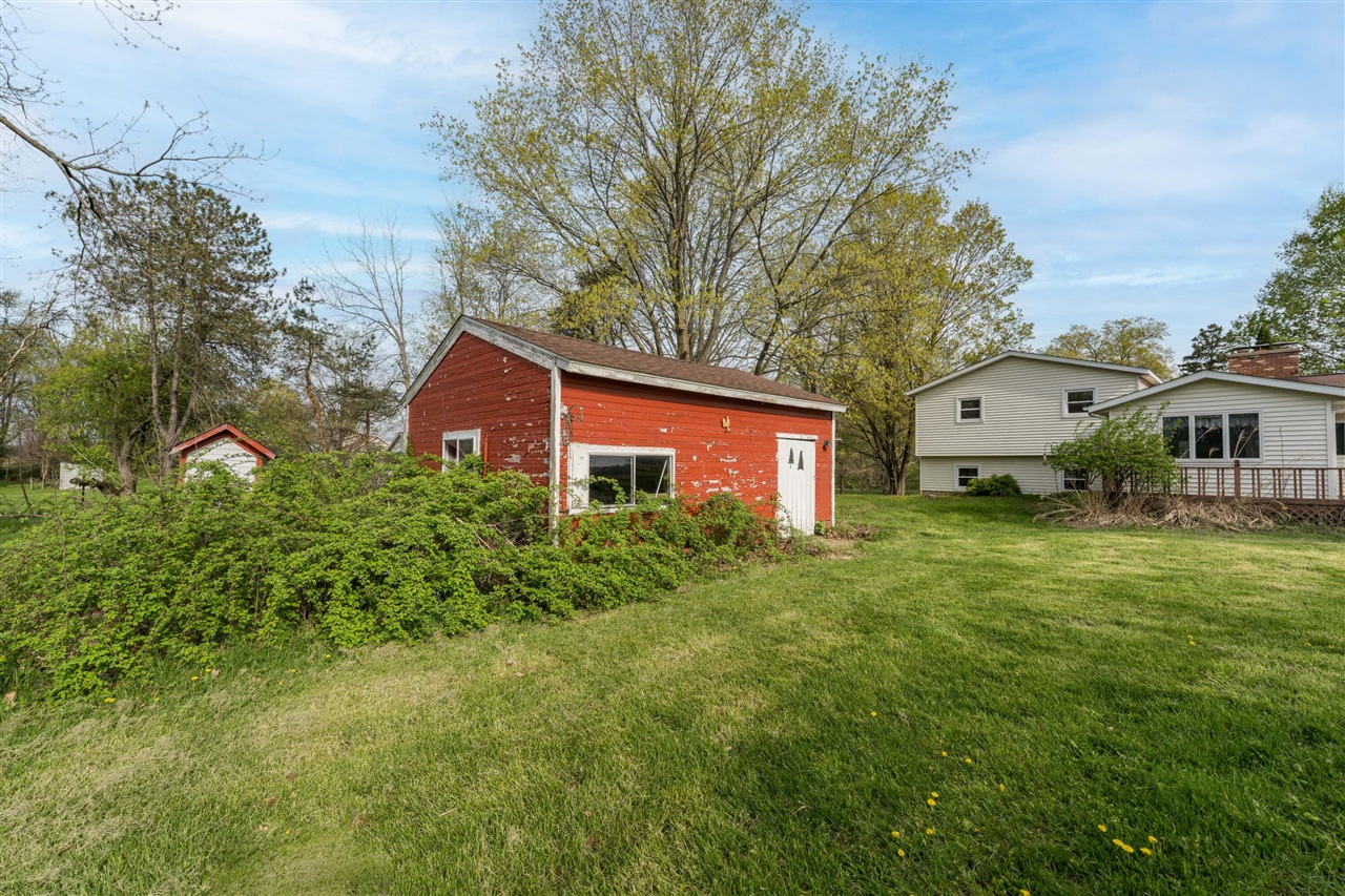 9027 W V Avenue, Schoolcraft, MI, 49087-8485