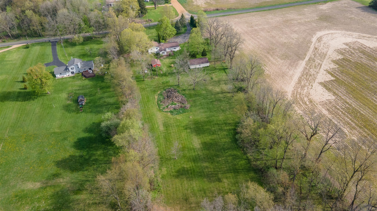 9027 W V Avenue, Schoolcraft, MI, 49087-8485