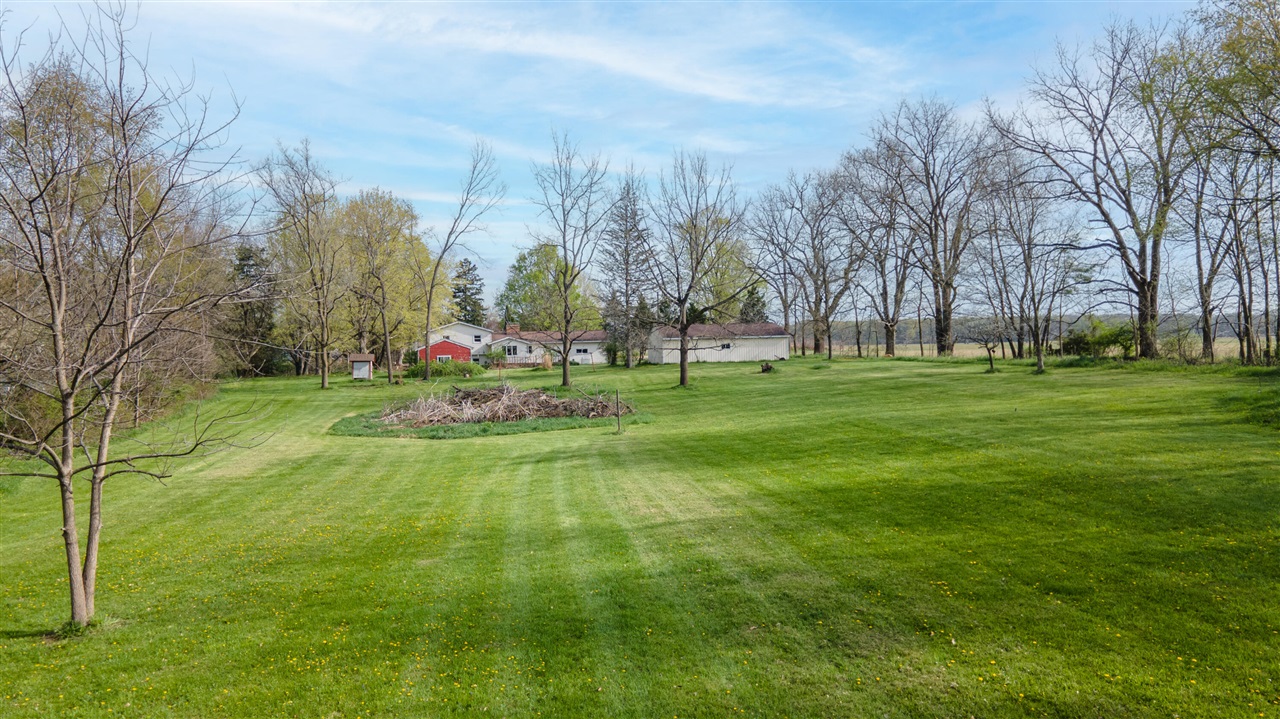9027 W V Avenue, Schoolcraft, MI, 49087-8485