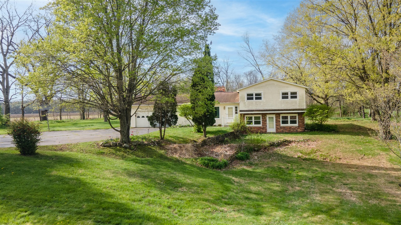 9027 W V Avenue, Schoolcraft, MI, 49087-8485