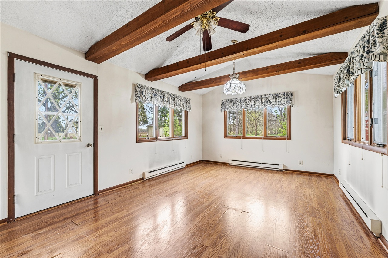 9027 W V Avenue, Schoolcraft, MI, 49087-8485