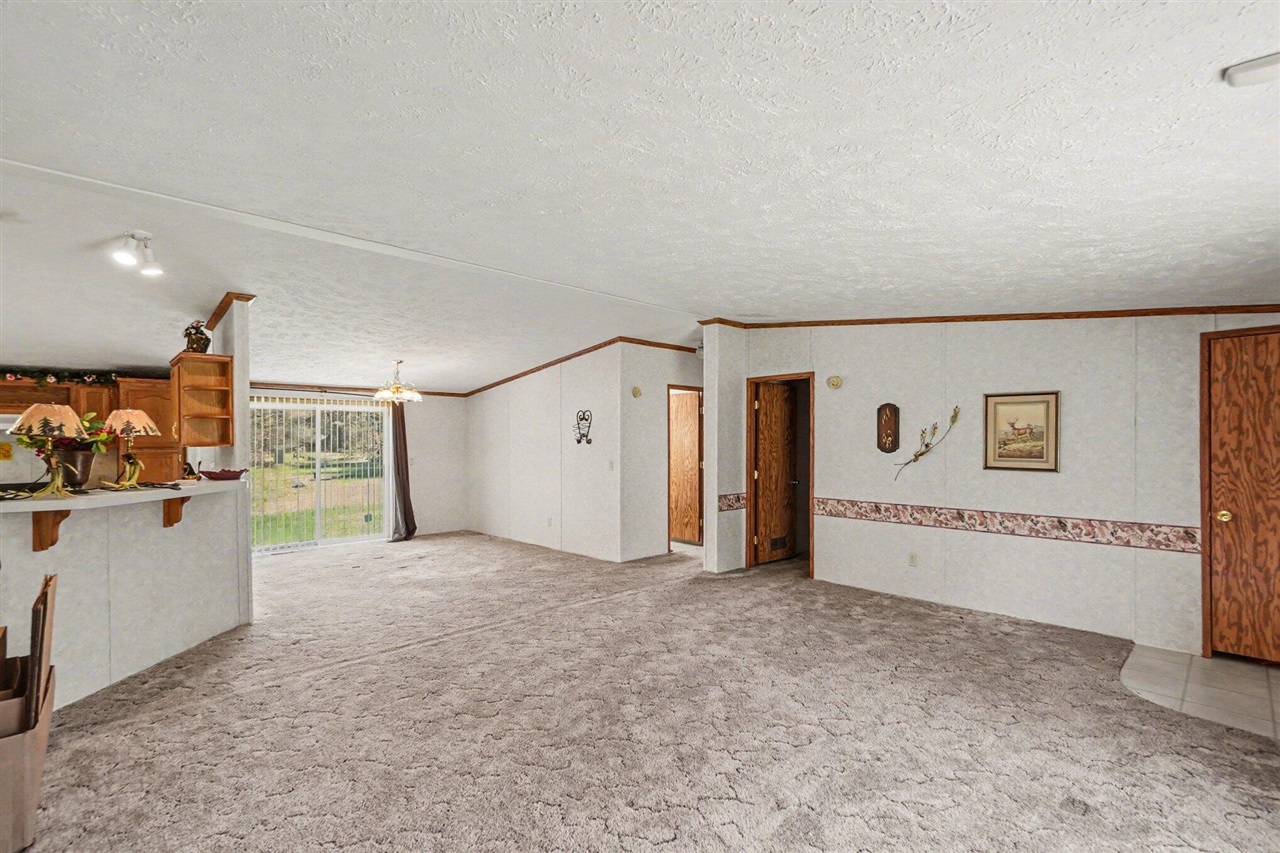 4th image of 20240 10Th Ave, Barryton, MI 49305 | MLS# 70528000