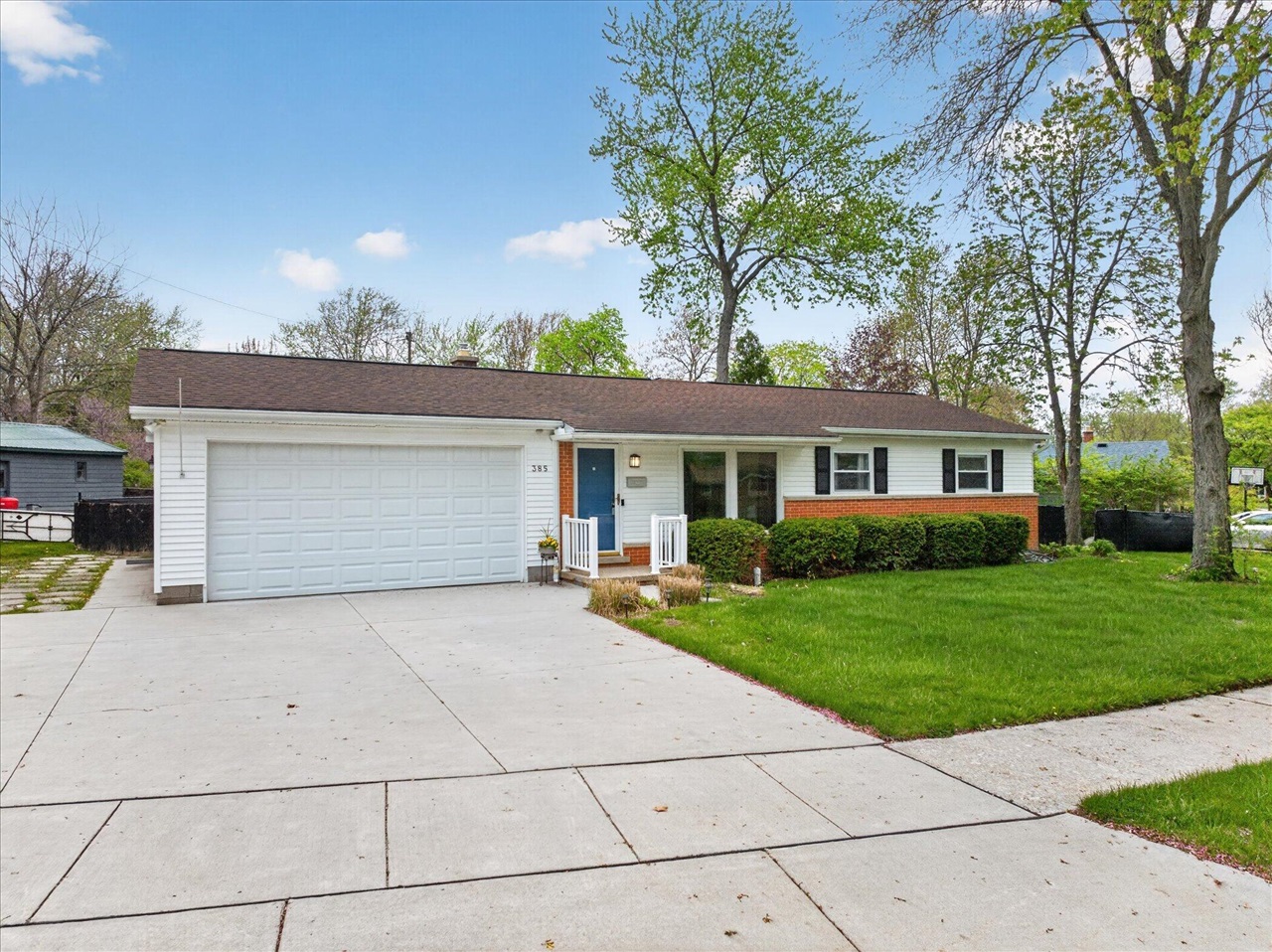 683 Goldfinch Lane, Milan, MI, 48160 1598