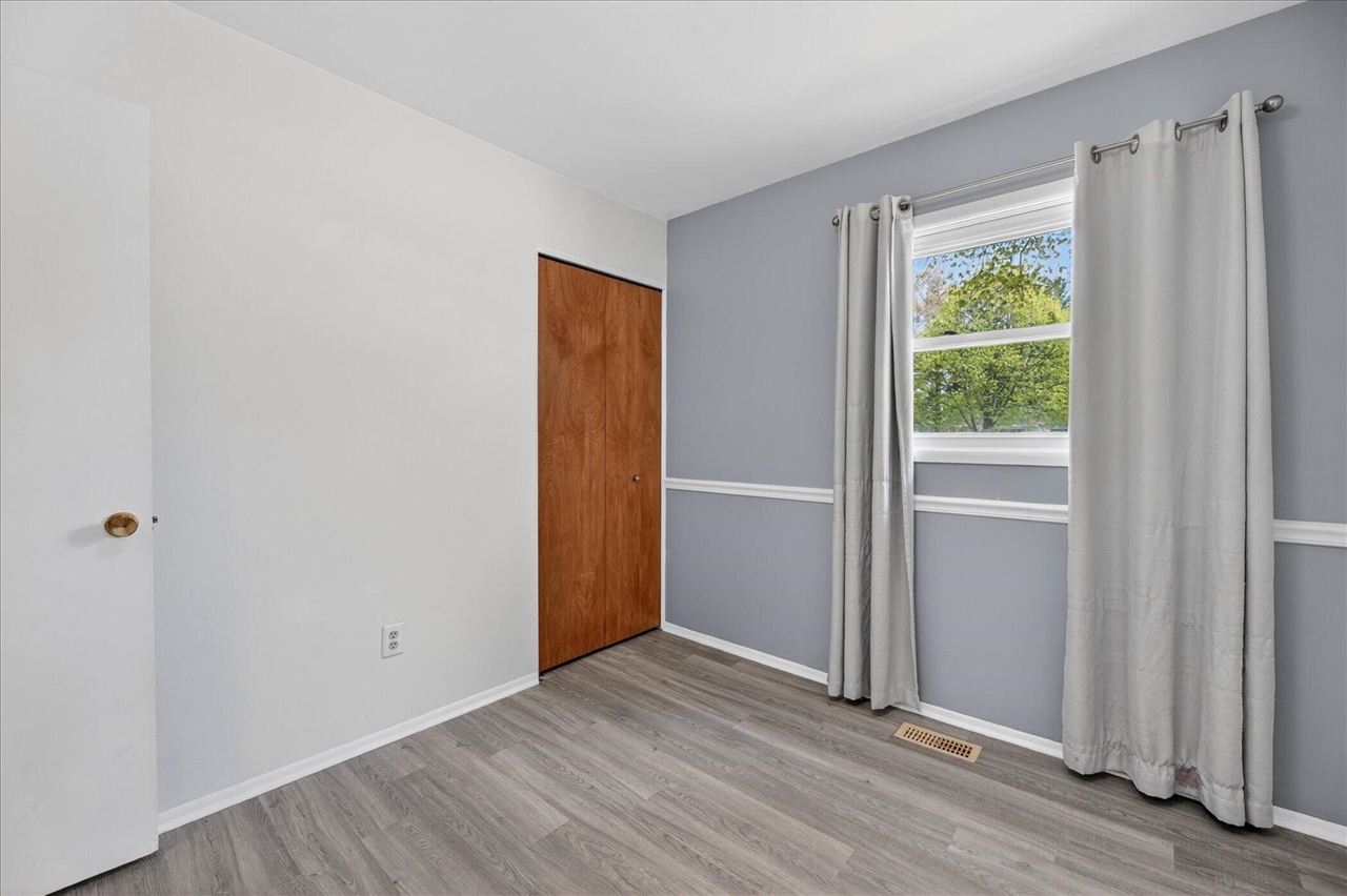 385 Hollywood Drive, Saline, MI, 48176-1109