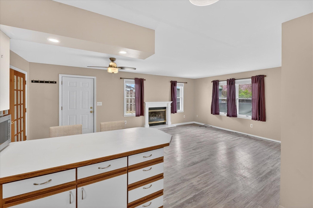 385 Hollywood Drive, Saline, MI, 48176-1109