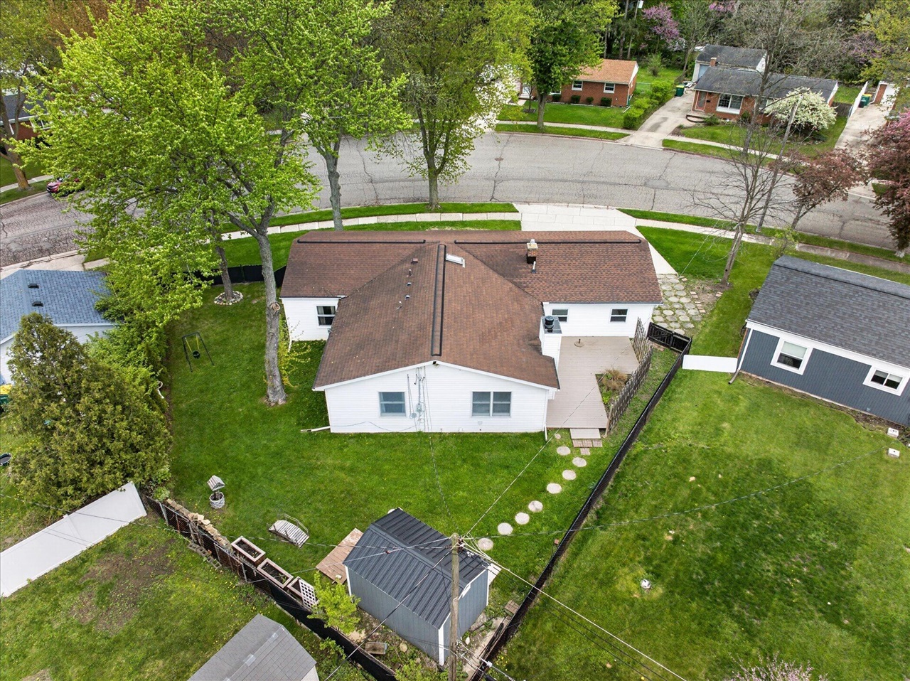 385 Hollywood Drive, Saline, MI, 48176-1109
