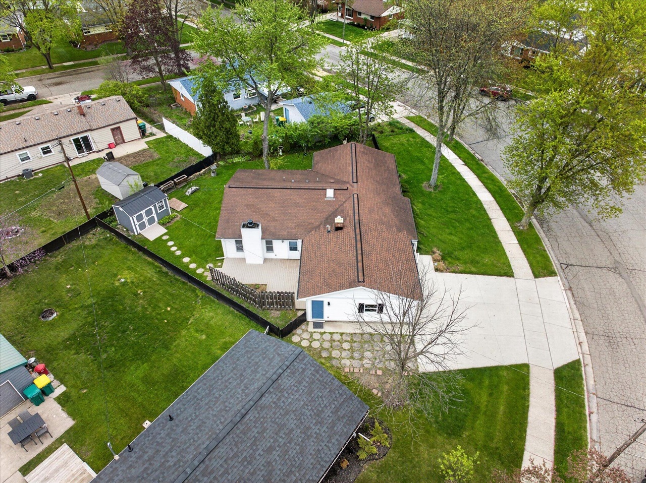 385 Hollywood Drive, Saline, MI, 48176-1109