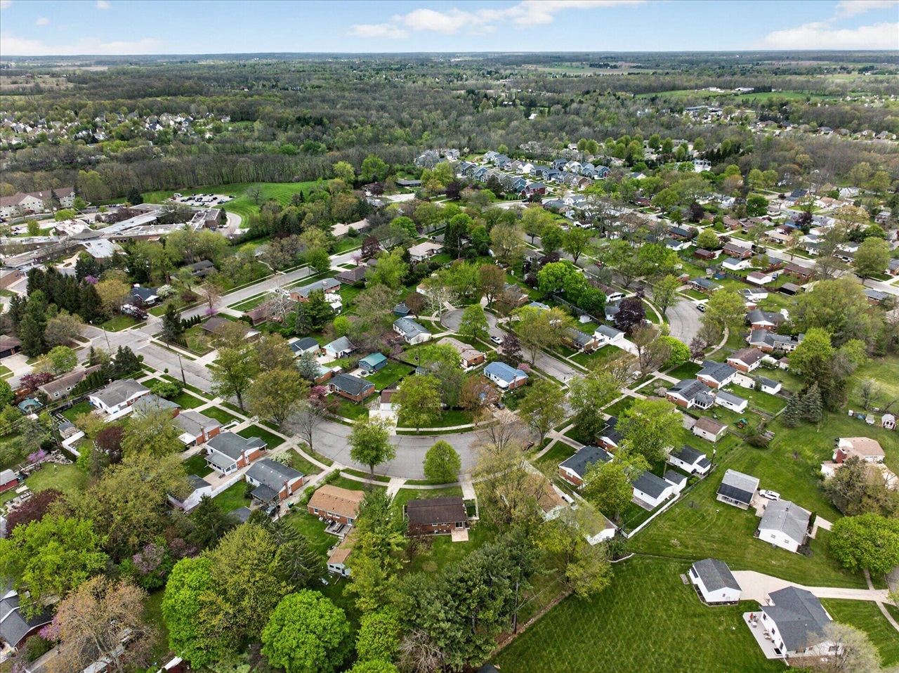 385 Hollywood Drive, Saline, MI, 48176-1109