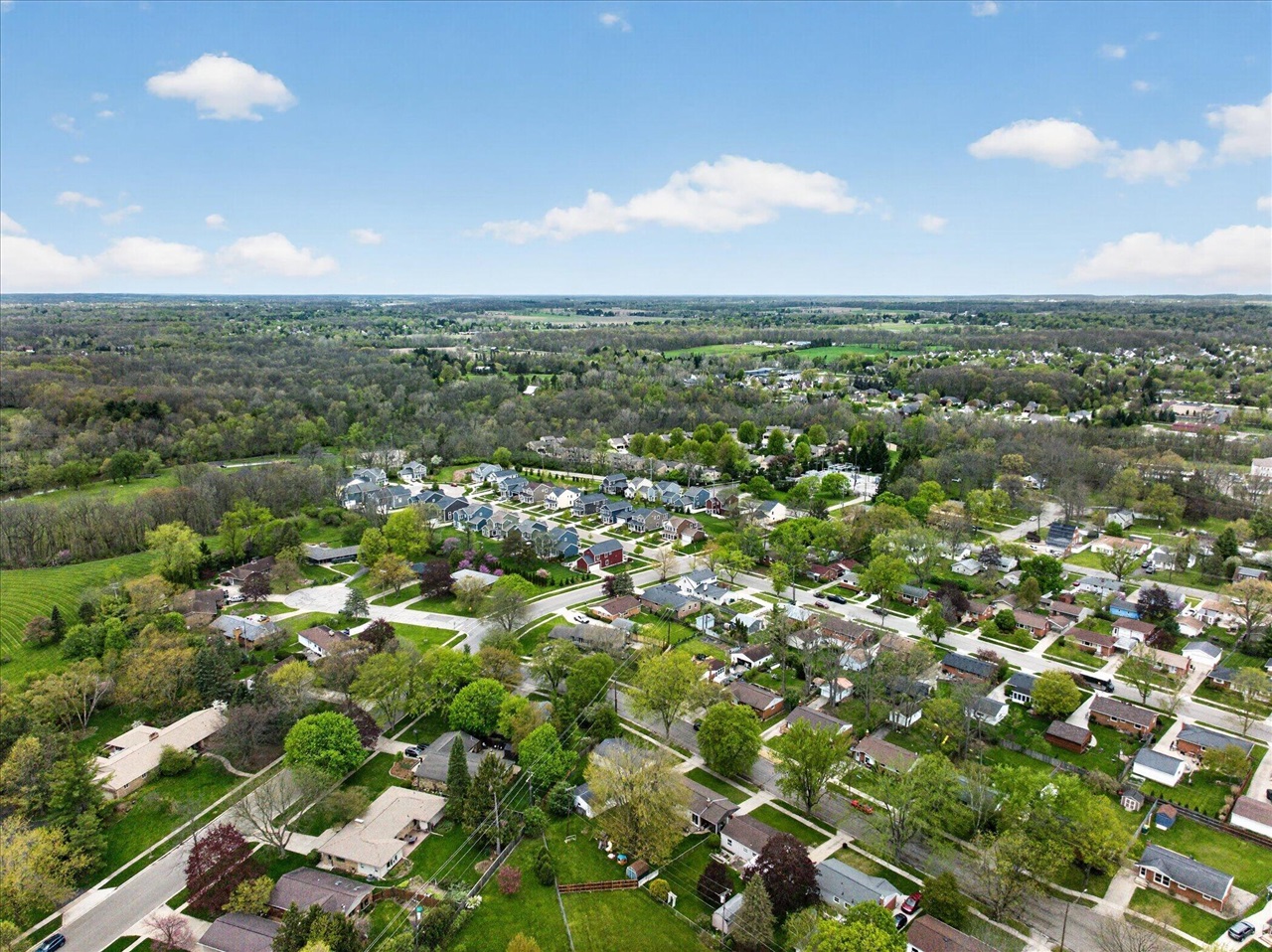 385 Hollywood Drive, Saline, MI, 48176-1109