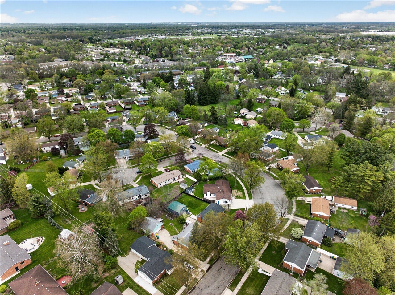 385 Hollywood Drive, Saline, MI, 48176-1109