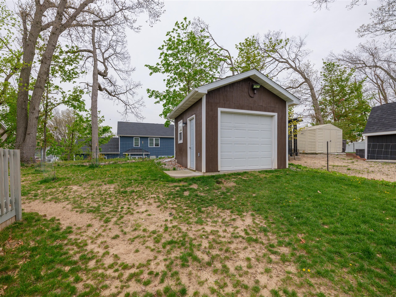 7829 Julie Drive, Portage, MI, 49024-4919
