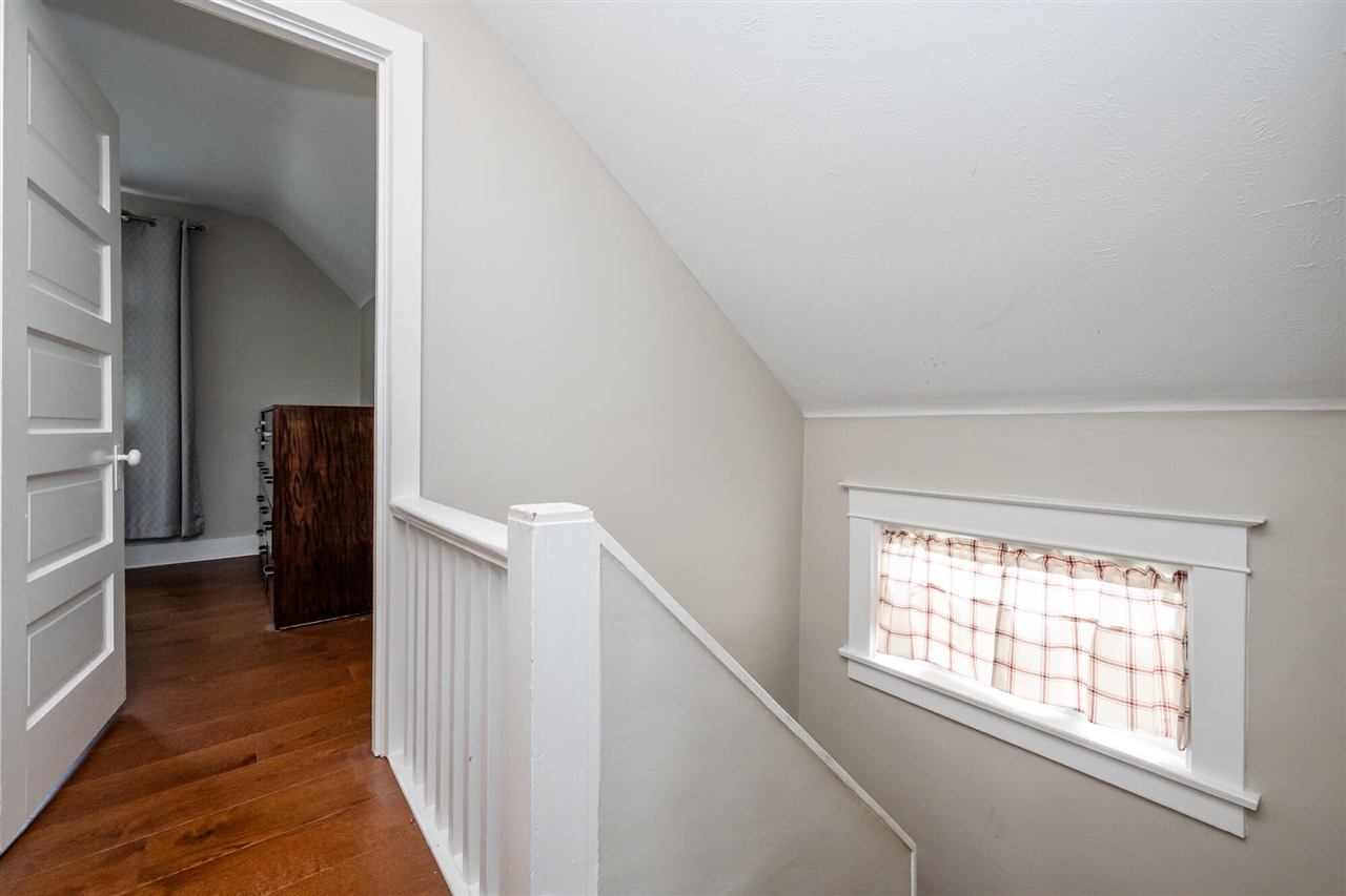 602 Howard Avenue, Saint Joseph, MI, 49085-1627