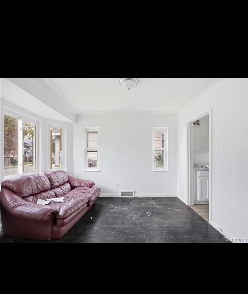 9175 Everts Street, Detroit, MI, 48224-1916