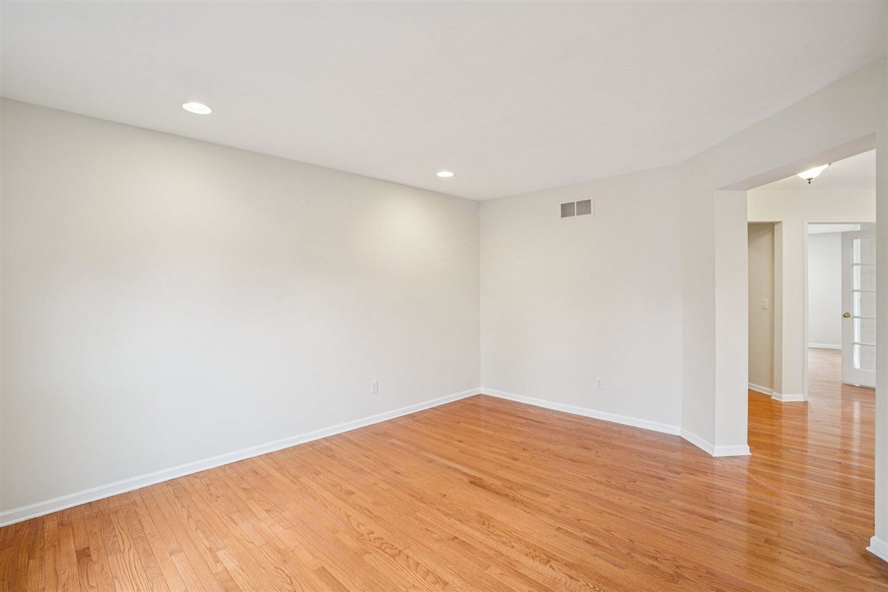 41038 Scarborough Lane, Novi, MI, 48375-2889