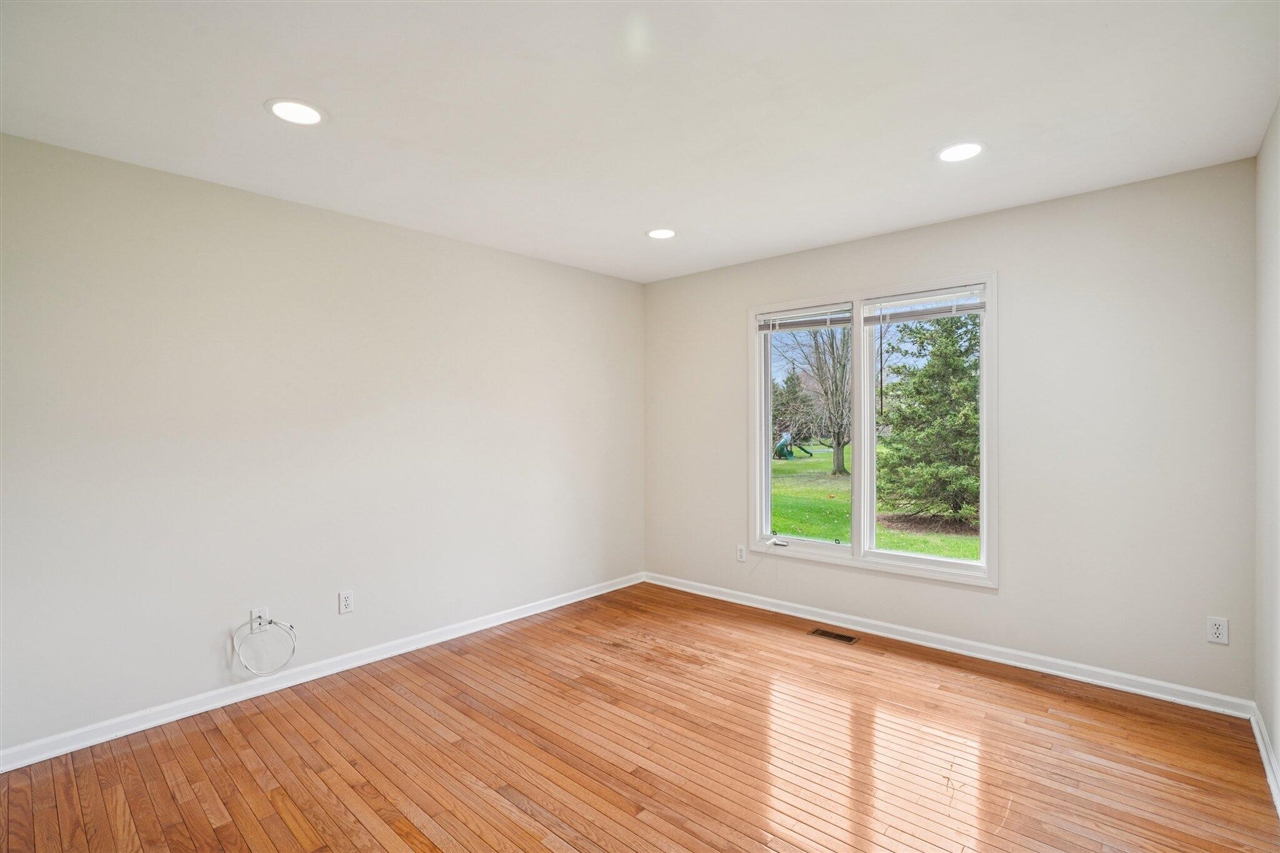 41038 Scarborough Lane, Novi, MI, 48375-2889