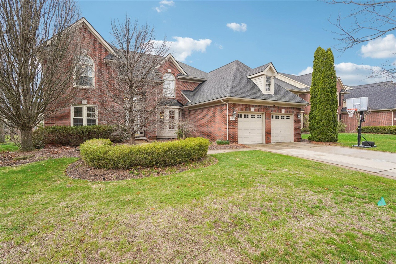 41038 Scarborough Lane, Novi, MI, 48375-2889