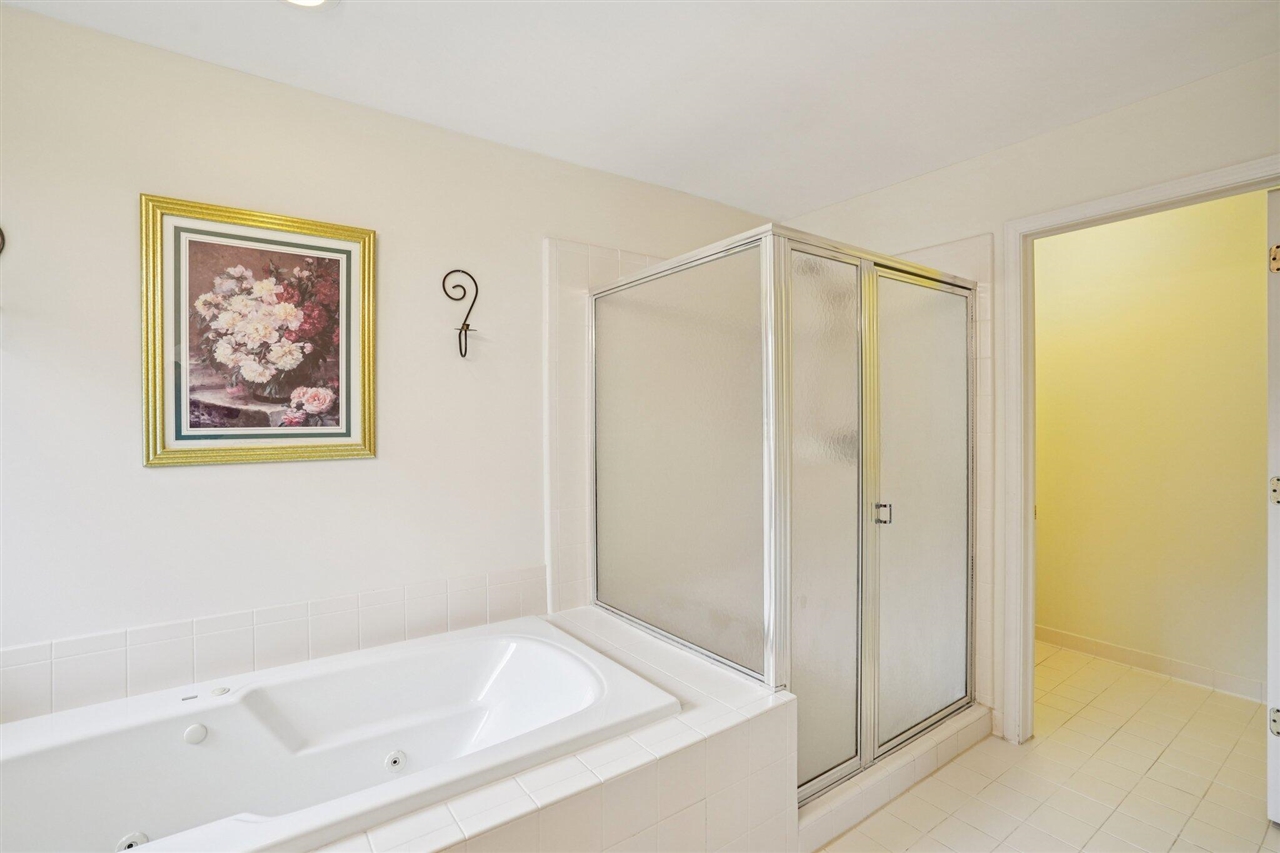 41038 Scarborough Lane, Novi, MI, 48375-2889