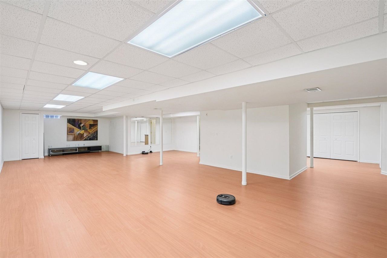 41038 Scarborough Lane, Novi, MI, 48375-2889