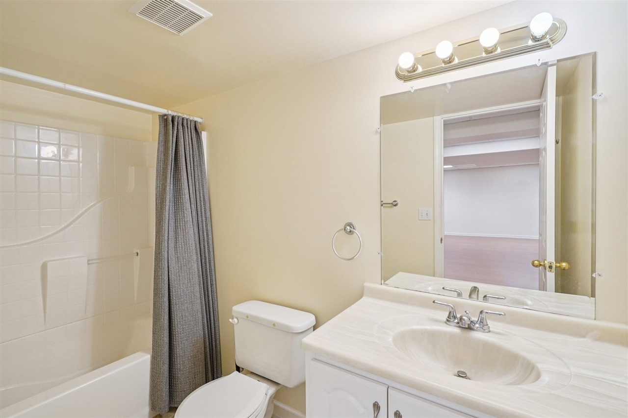 41038 Scarborough Lane, Novi, MI, 48375-2889