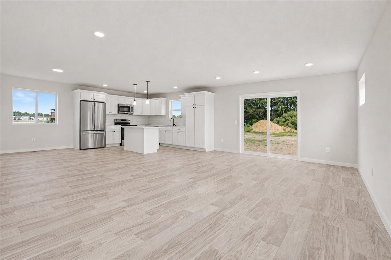 3rd image of 58370 Swenson St, Mattawan, MI 49071 | MLS# 70528054