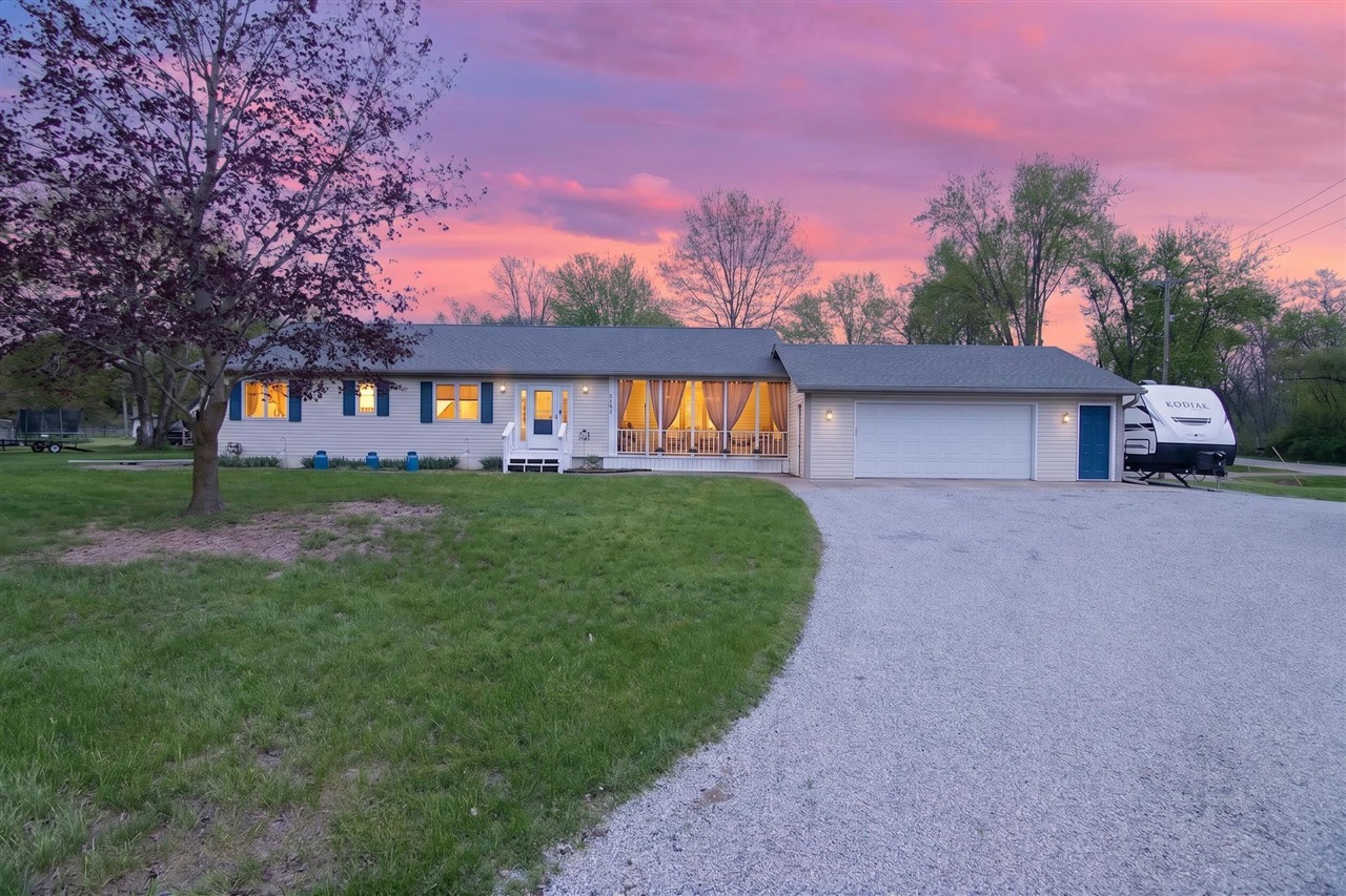 5501 Hague Avenue, Jackson, MI, 49203-5987