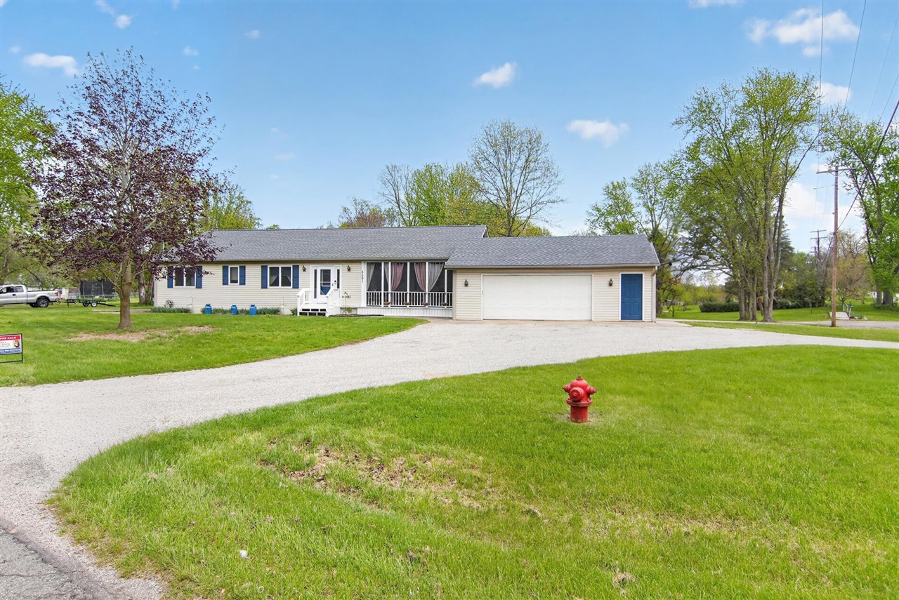 5501 Hague Avenue, Jackson, MI, 49203-5987