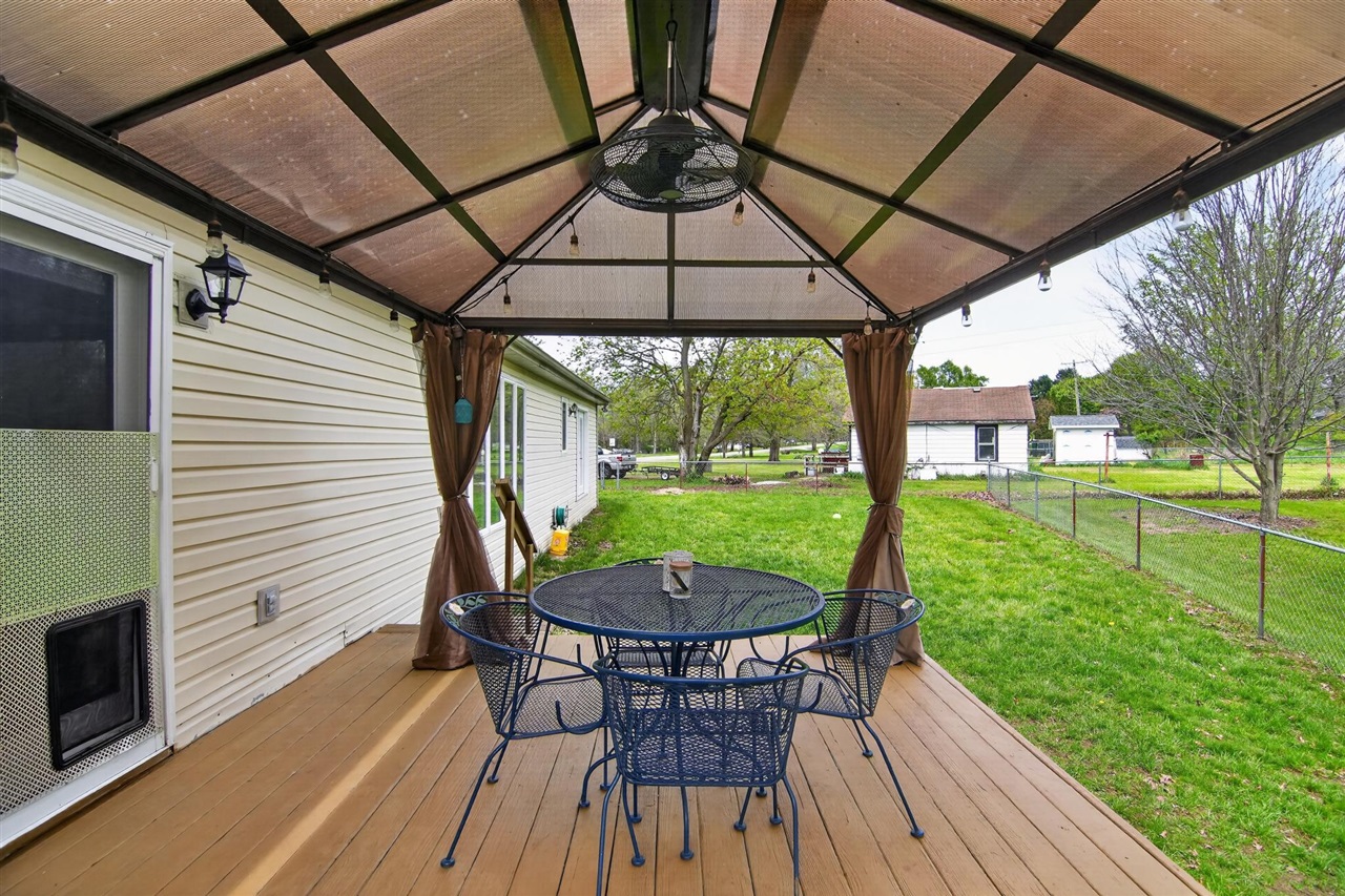 5501 Hague Avenue, Jackson, MI, 49203-5987