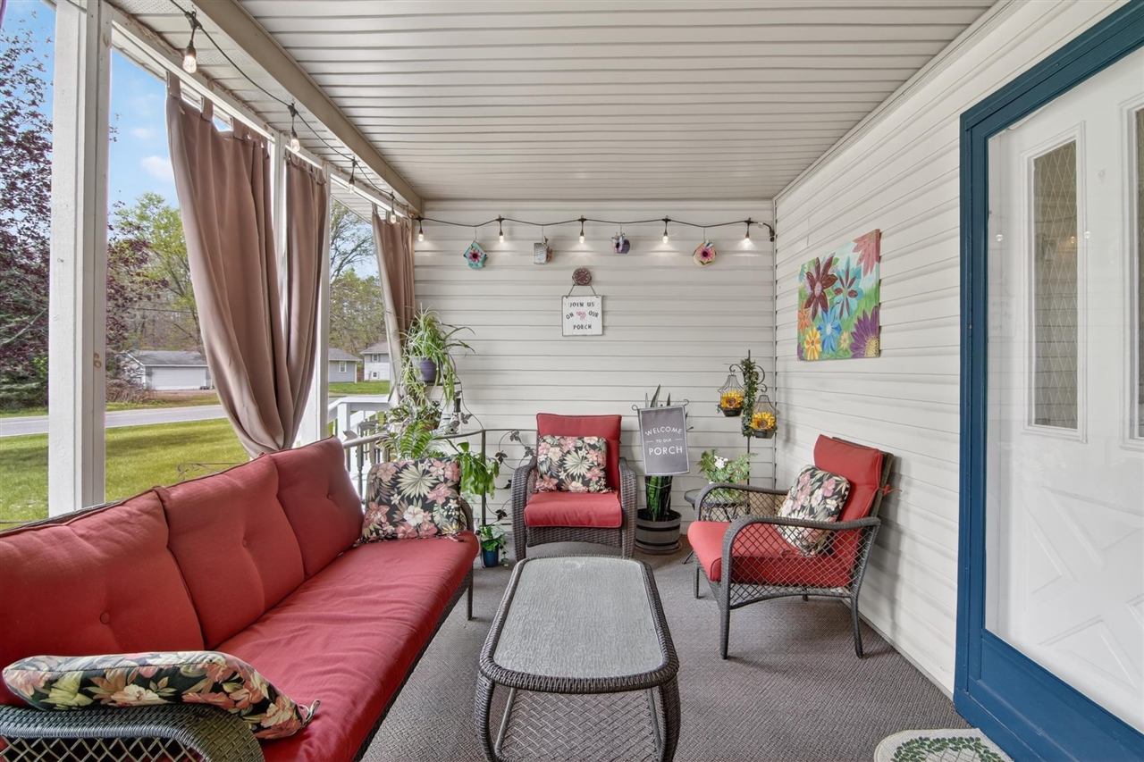 5501 Hague Avenue, Jackson, MI, 49203-5987