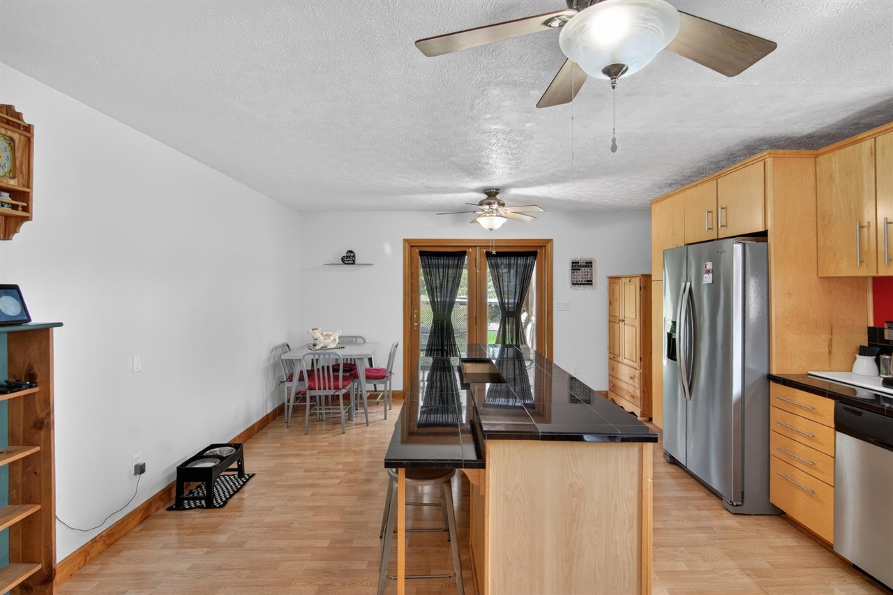 5501 Hague Avenue, Jackson, MI, 49203-5987