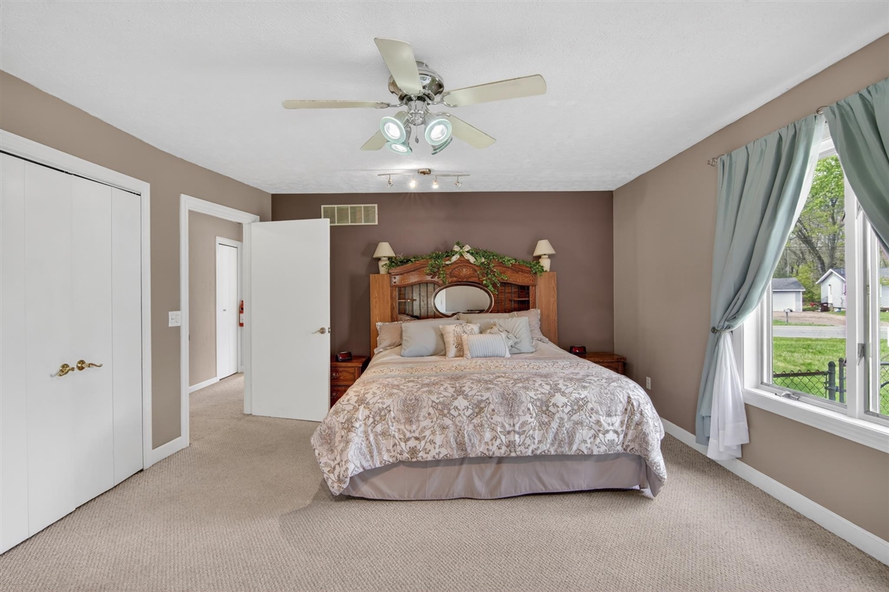 5501 Hague Avenue, Jackson, MI, 49203-5987