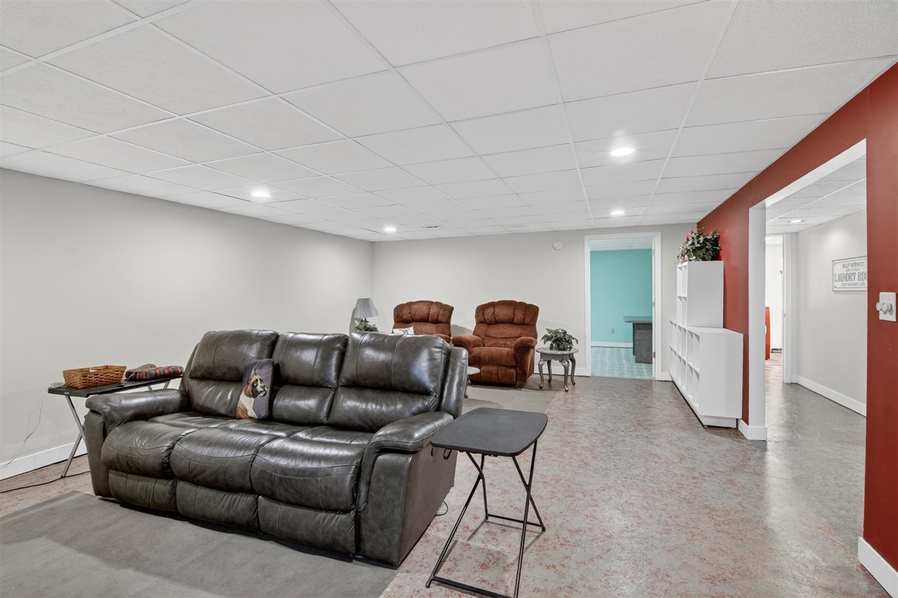 5501 Hague Avenue, Jackson, MI, 49203-5987