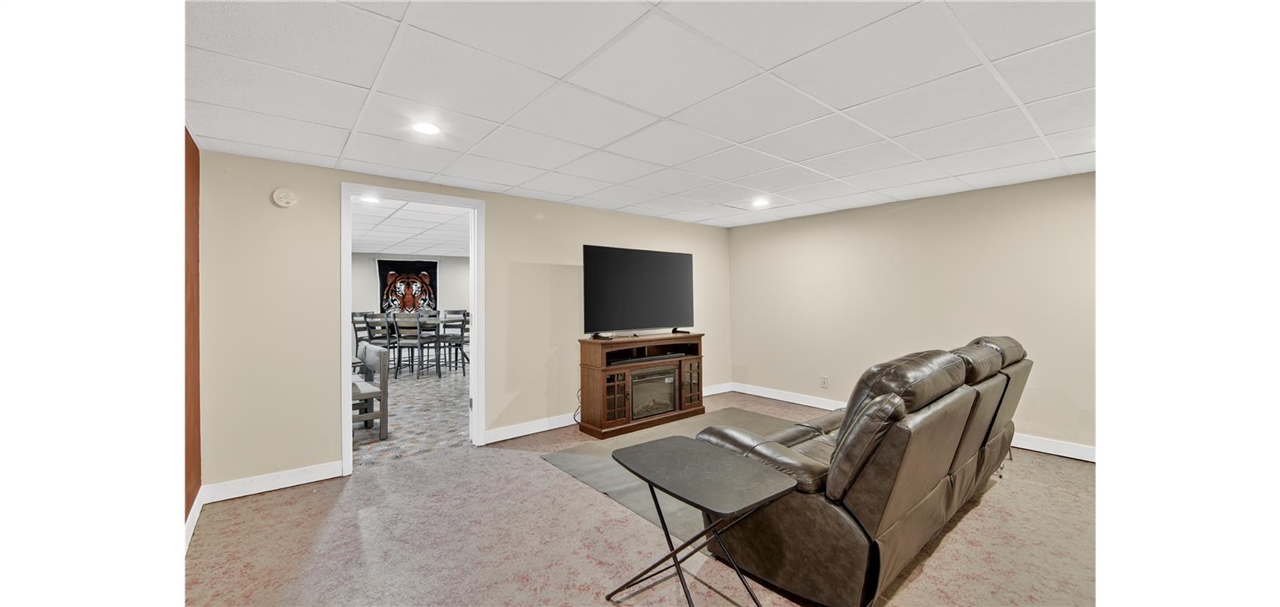 5501 Hague Avenue, Jackson, MI, 49203-5987
