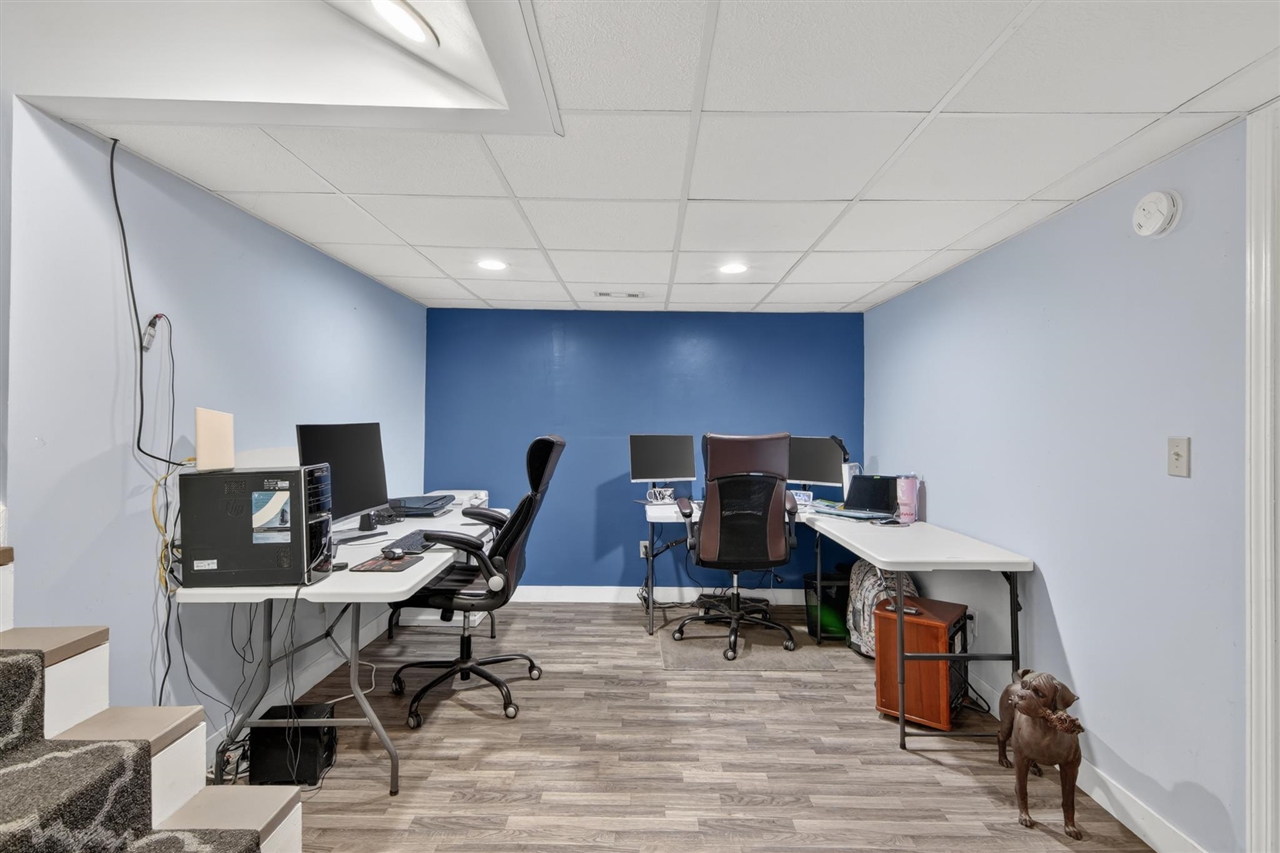 5501 Hague Avenue, Jackson, MI, 49203-5987