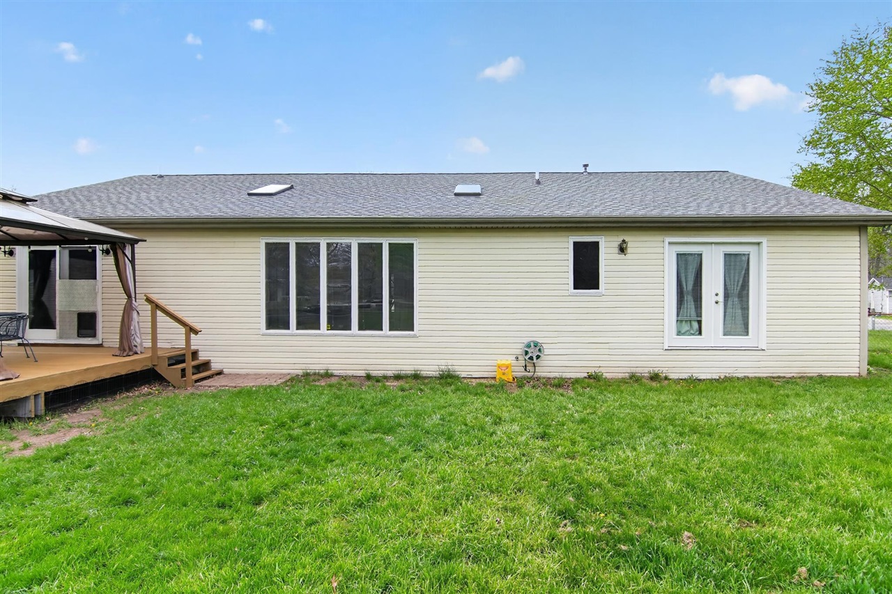 5501 Hague Avenue, Jackson, MI, 49203-5987