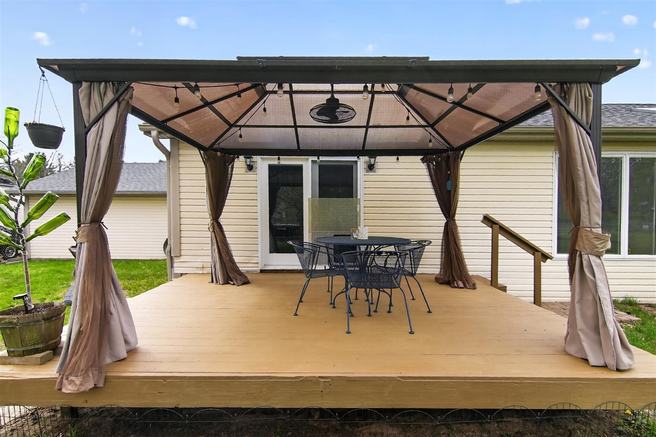 5501 Hague Avenue, Jackson, MI, 49203-5987