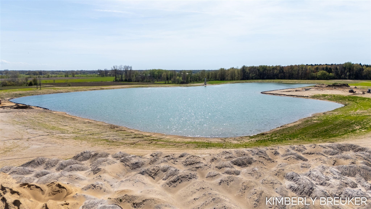 6570 Fillmore, Allendale, MI, 49401