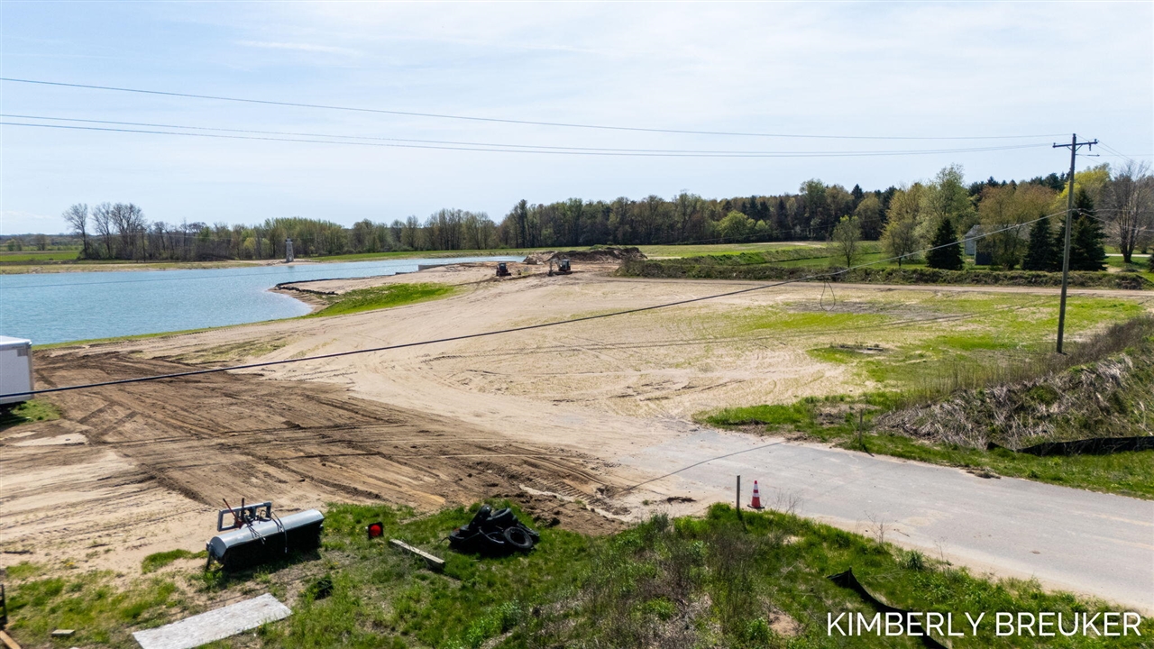 6570 Fillmore, Allendale, MI, 49401