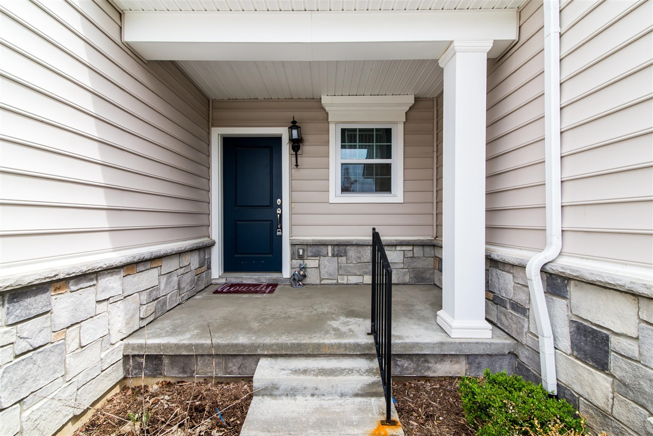 2544 Oxford Circle, Ann Arbor, MI, 48103-2398