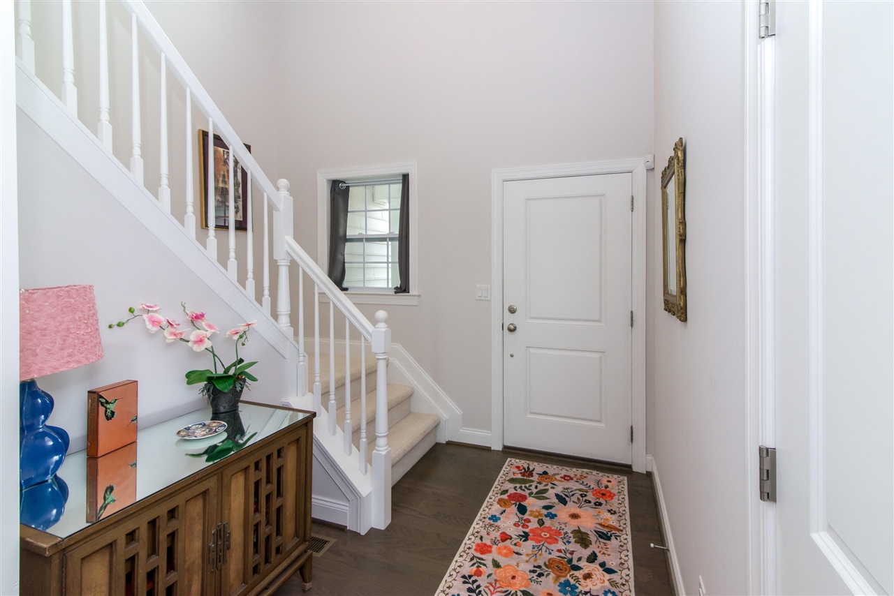 2544 Oxford Circle, Ann Arbor, MI, 48103-2398