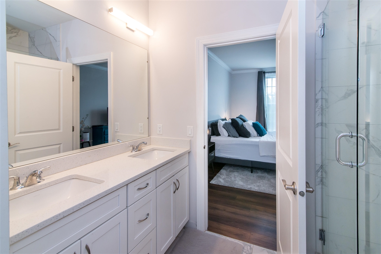 2544 Oxford Circle, Ann Arbor, MI, 48103-2398