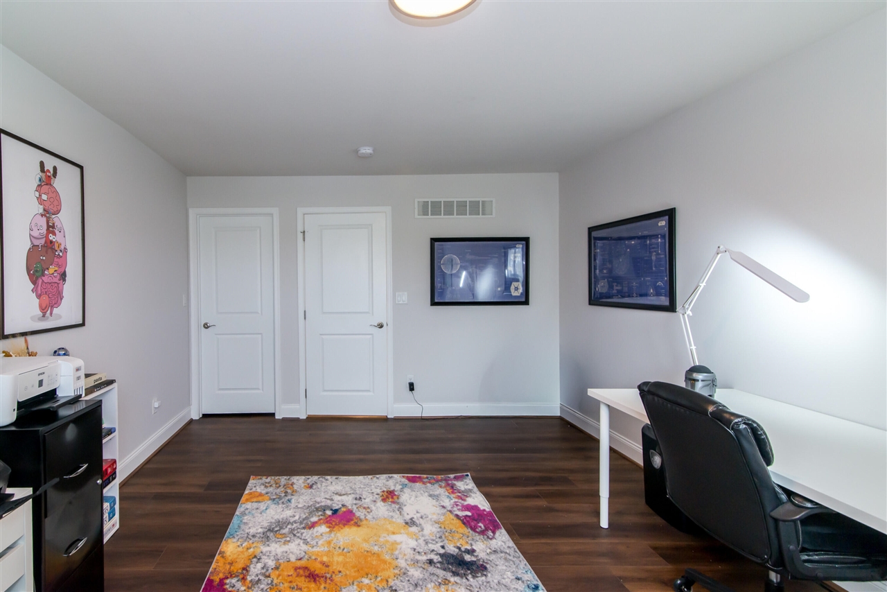2544 Oxford Circle, Ann Arbor, MI, 48103-2398