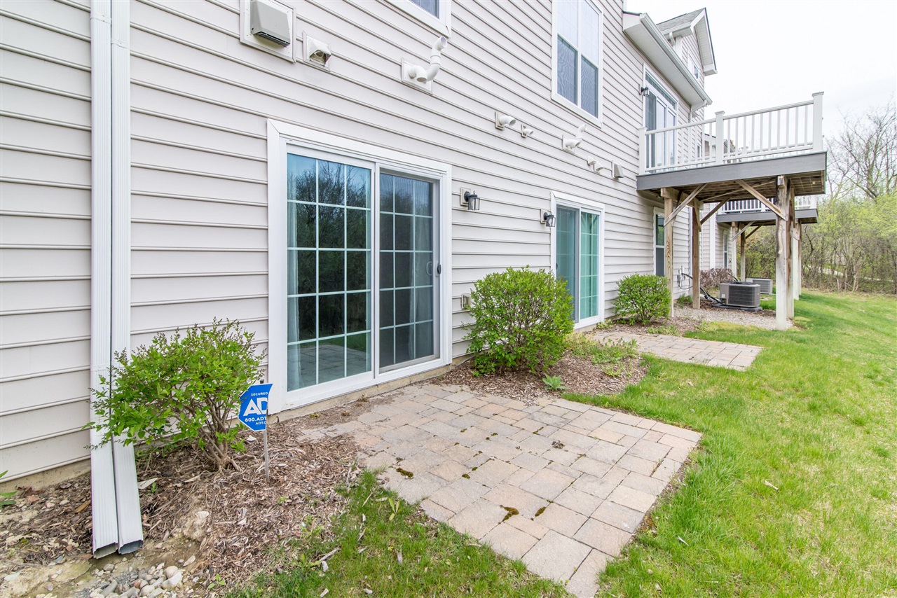 2544 Oxford Circle, Ann Arbor, MI, 48103-2398