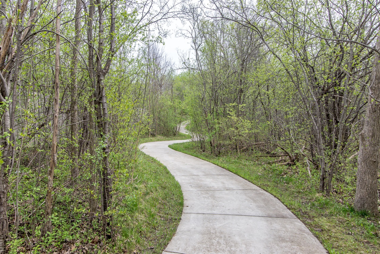 2544 Oxford Circle, Ann Arbor, MI, 48103-2398