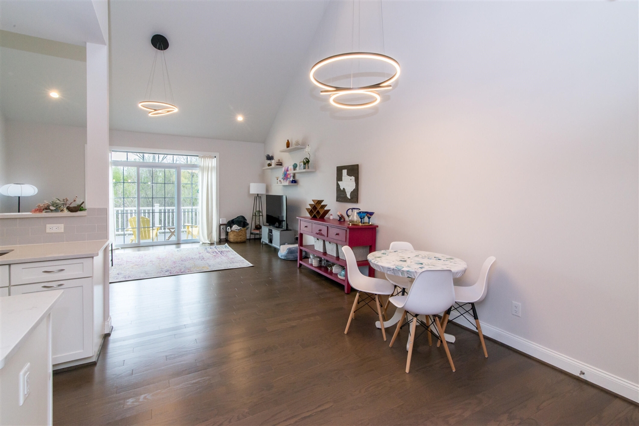 2544 Oxford Circle, Ann Arbor, MI, 48103-2398